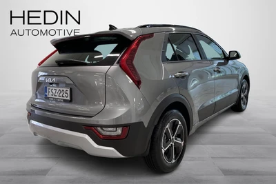 Kia Niro 1,6 GDI Hybrid LX DCT LED 2026, photo 2/17