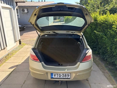 Opel Astra 1,6 Twinport Enjoy 5d 2004, photo 5/10