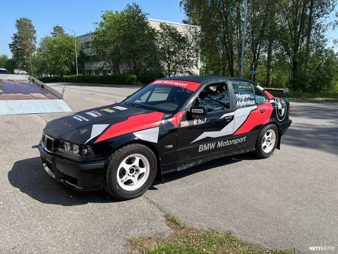 BMW 325