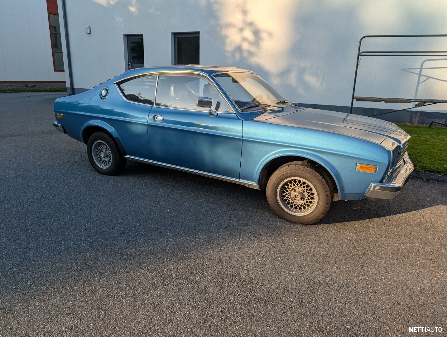 Mazda 929