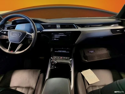 Audi e-tron Sportback S quattro (MY23) 2023, photo 7/21