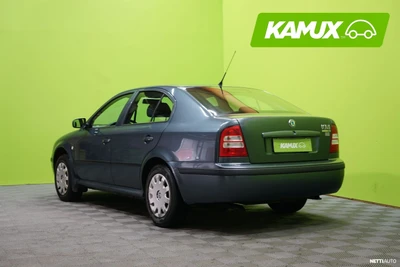 Skoda Octavia HB 1,6 Ambiente 2004, photo 5/25