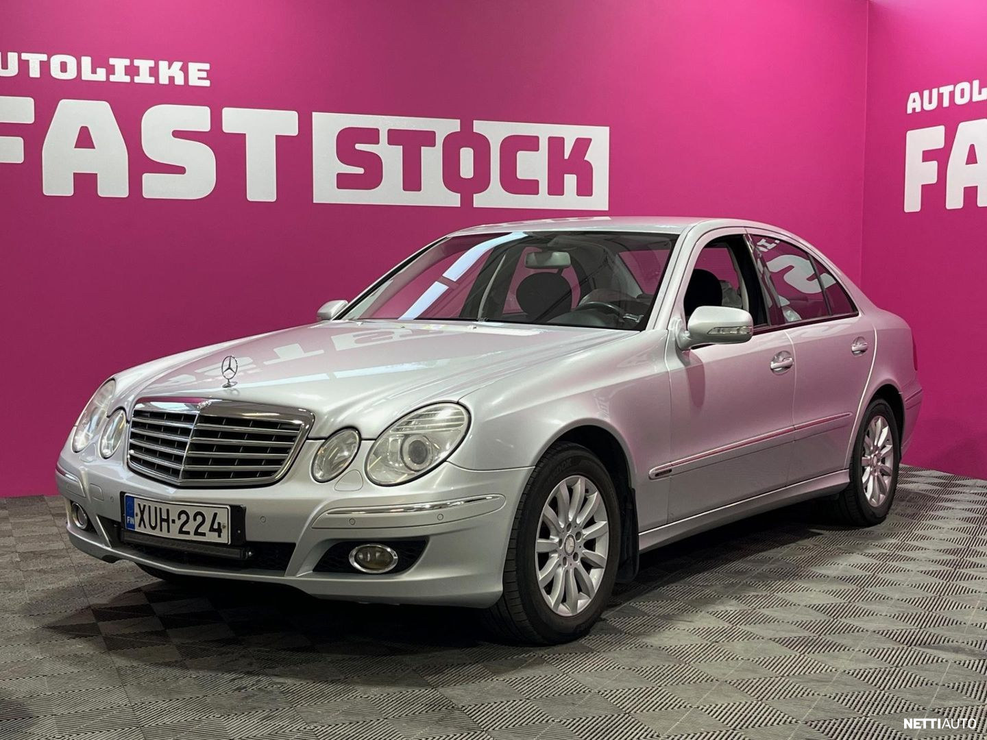 Mercedes-Benz E
