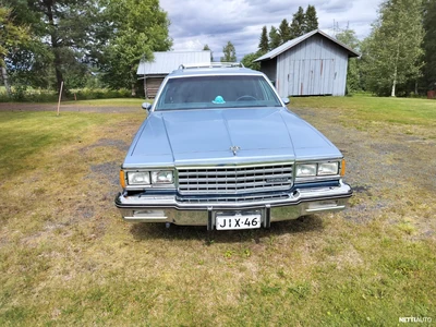 Chevrolet Caprice Classic 1983, kuva 6/13