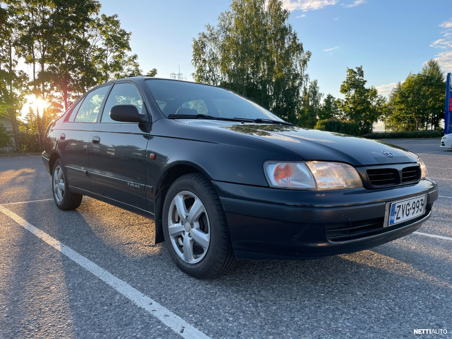 Toyota Carina E