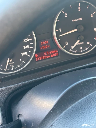 BMW 325 2007, photo 7/9