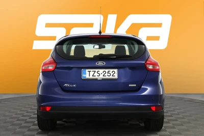 Ford Focus 2015, photo 7/32