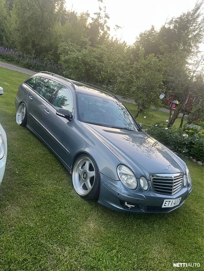 Mercedes-Benz E 2004, photo 1/9