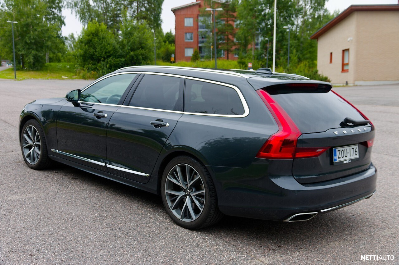 Volvo V90