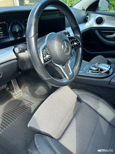 Mercedes-Benz E 300 de 2020, kuva 7/25