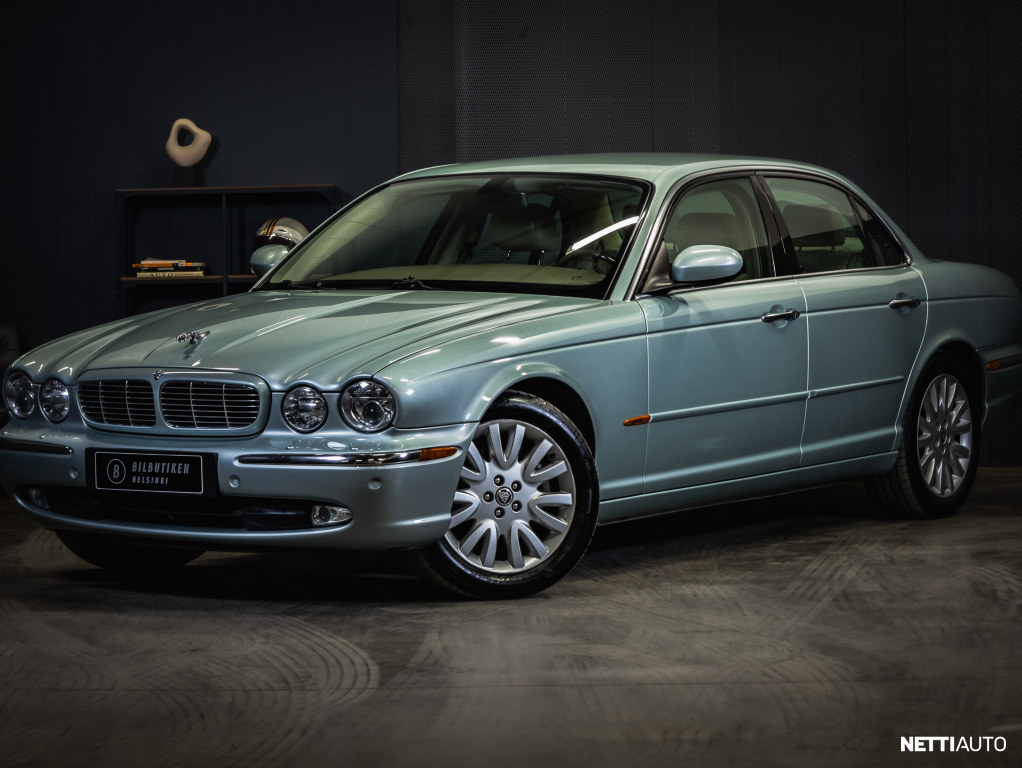 Jaguar XJ