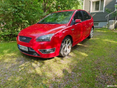 Ford Focus ST 225 2008, photo 2/7