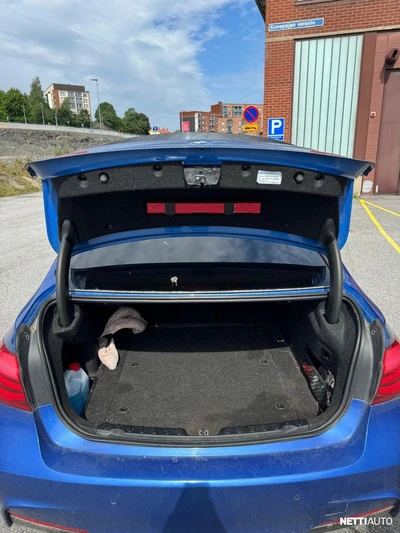 BMW 330 2016, kuva 6/14
