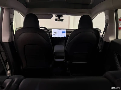 Tesla Model Y 2022, kuva 6/9