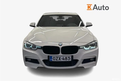 BMW 320 2016, photo 4/15