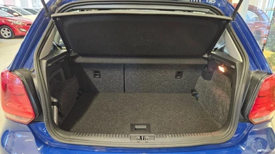 Volkswagen Polo 2010, photo 7/13