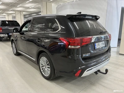 Mitsubishi Outlander PHEV Instyle 4WD 5P 2020, kuva 4/6