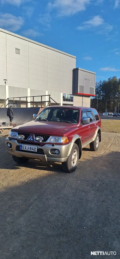Mitsubishi Pajero 2005, kuva 4/8