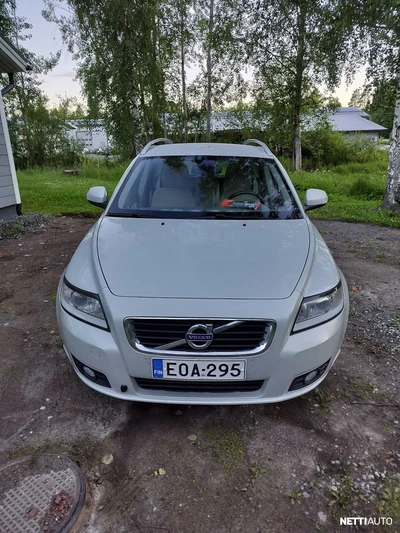 Volvo V50 2012, photo 5/41