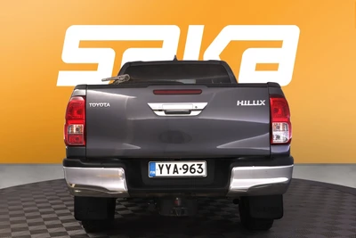 Toyota Hilux Extra Cab 4WD 2,4D Active 2024, photo 7/28