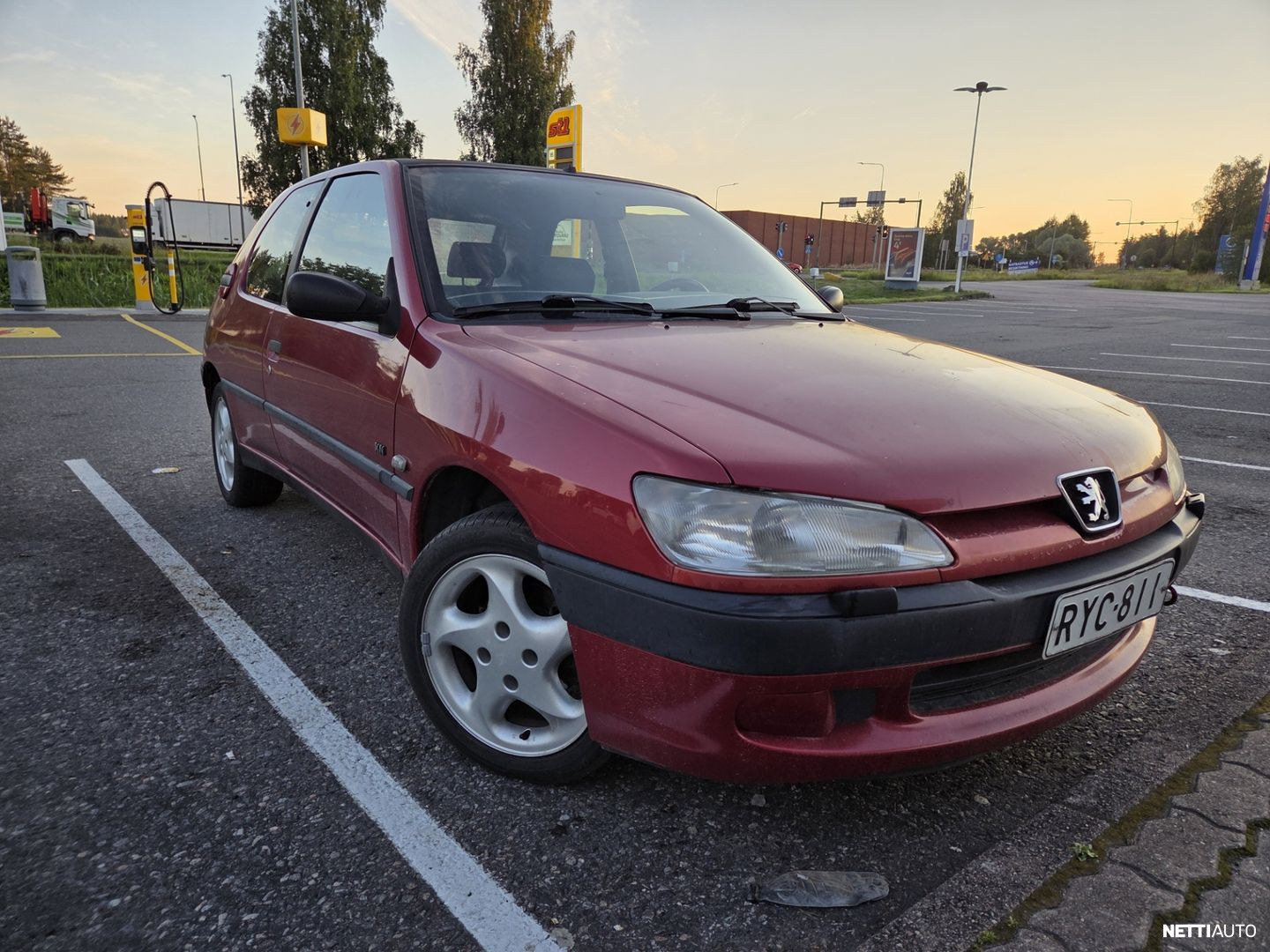 Peugeot 306