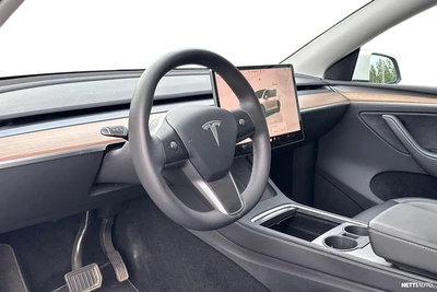 Tesla Model Y Long Range 2023, kuva 3/3