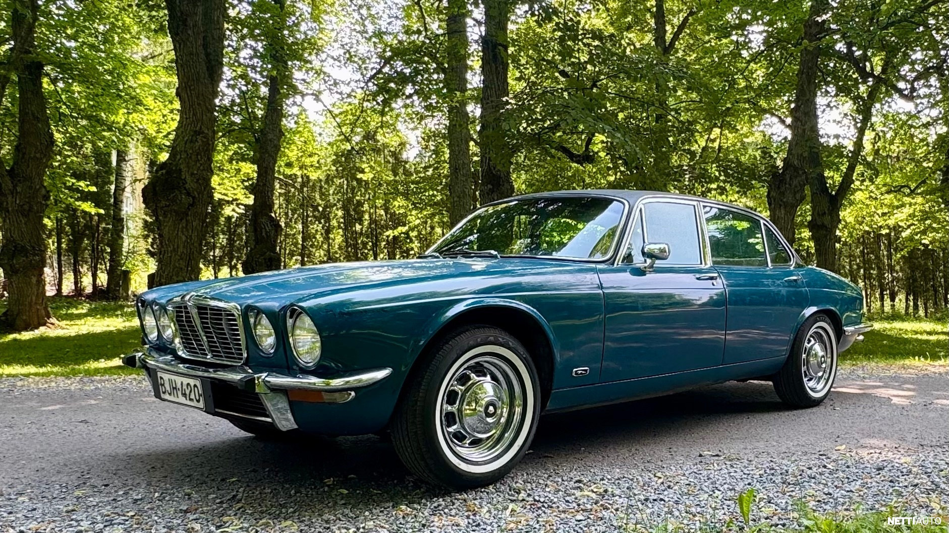 Jaguar XJ6