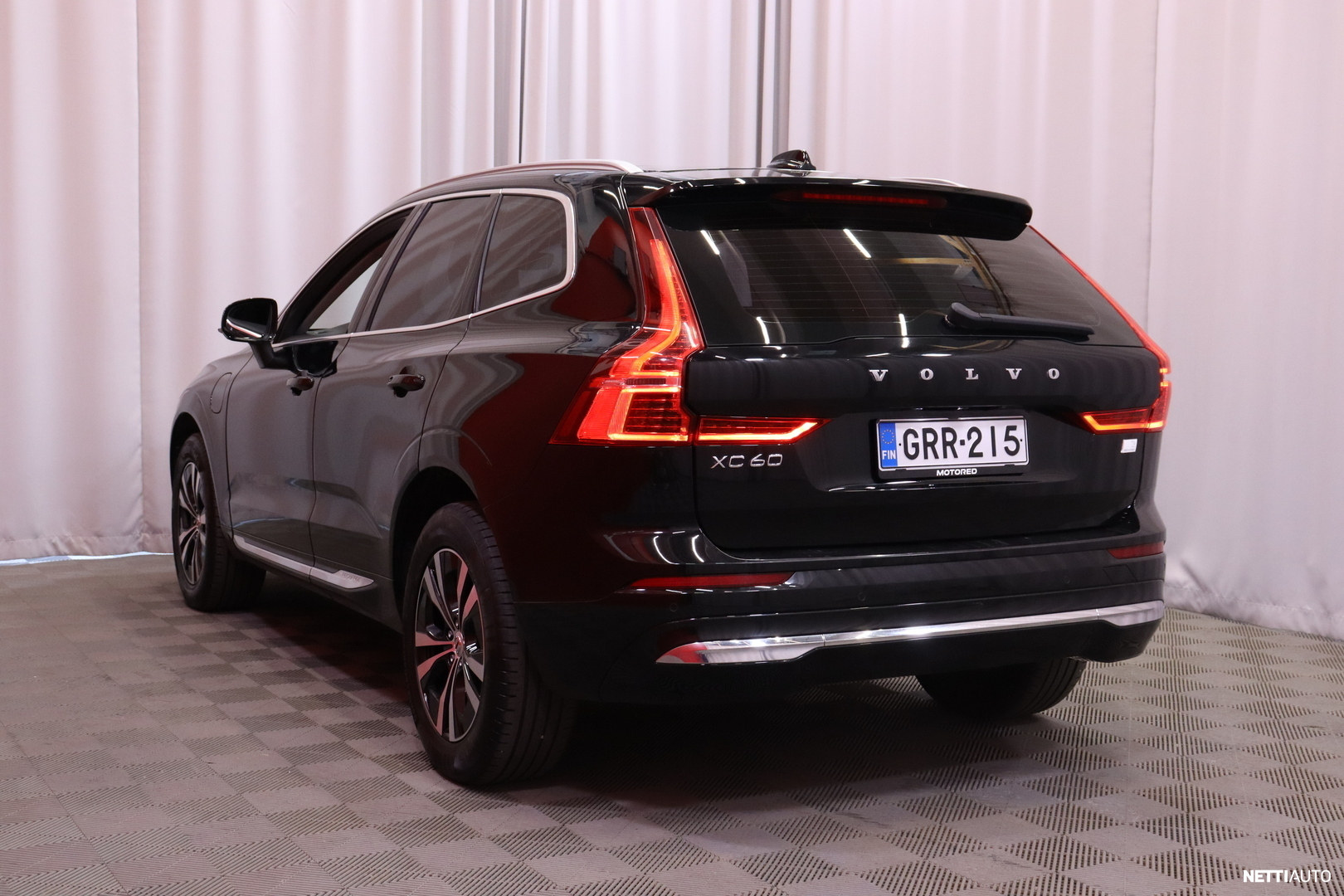 Volvo XC60 2022, photo 5/45