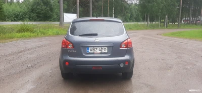 Nissan Qashqai 1,6 Acenta 5MT 4x2 2009, photo 4/18