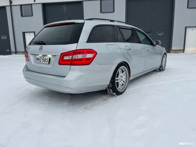 Mercedes-Benz E CDI BE Business 2010, kuva 7/10
