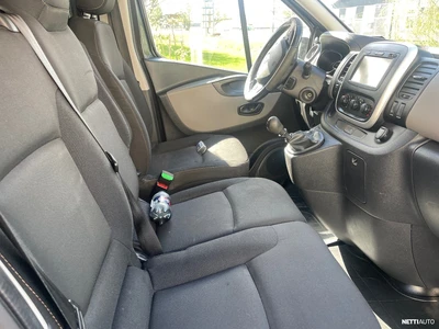 Renault Trafic 2015, photo 4/7