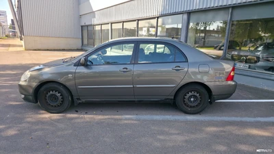 Toyota Corolla 2002, photo 6/21