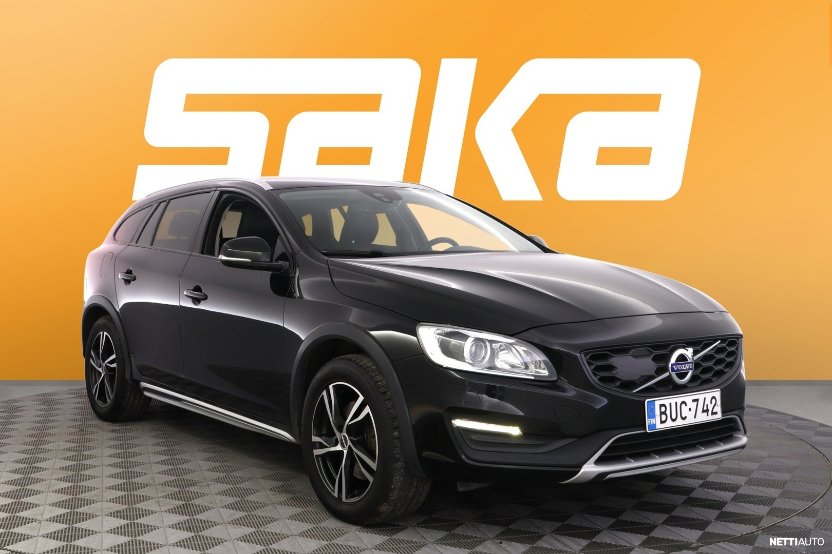 Volvo V60 Cross Country