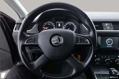Skoda Octavia 2013, kuva 7/10