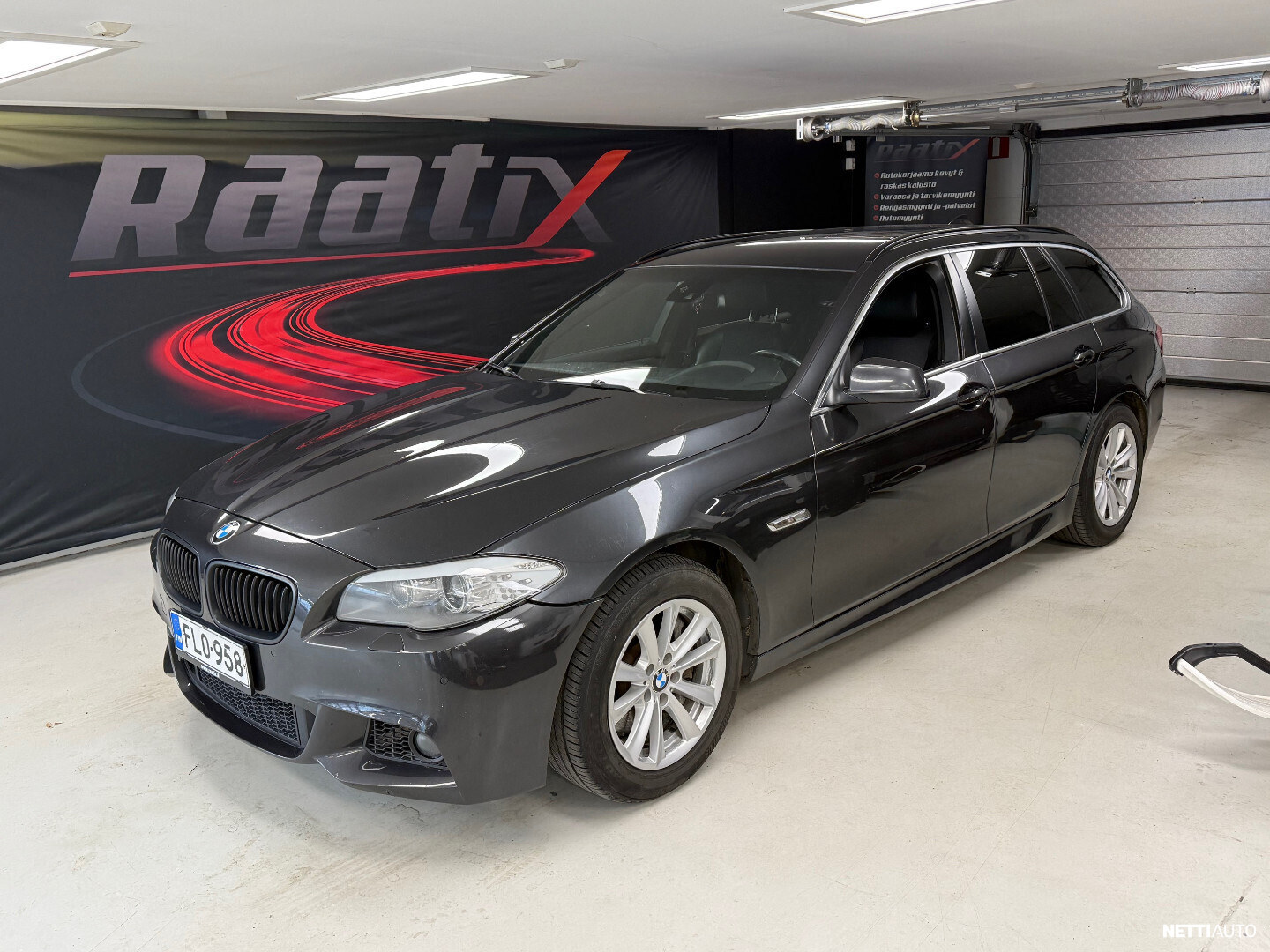 BMW 525