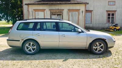 Ford Mondeo Mondeo 2004, kuva 4/10