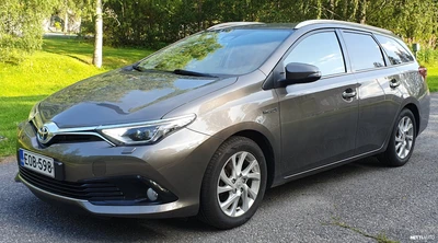 Toyota Auris 2017, photo 5/32