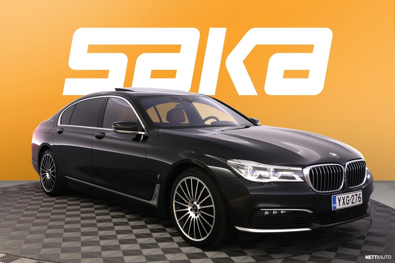BMW 740