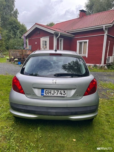Peugeot 207 2007, photo 5/16