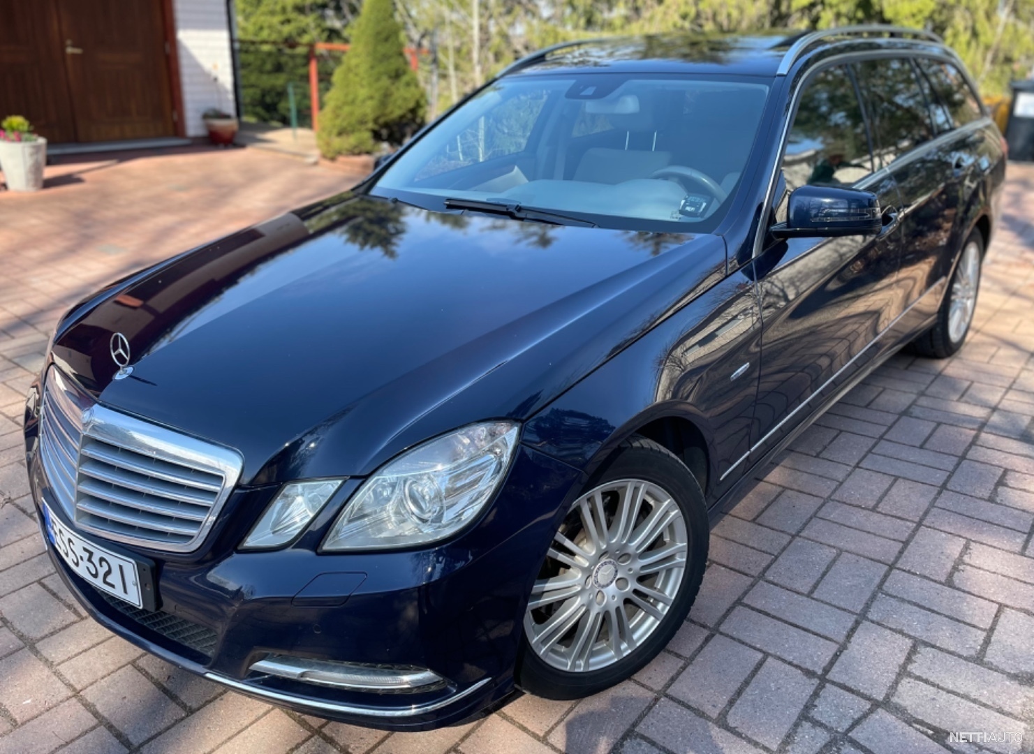 Mercedes-Benz E
