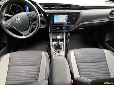 Toyota Auris Touring Sports 1,2 T Active 2016, kuva 5/12