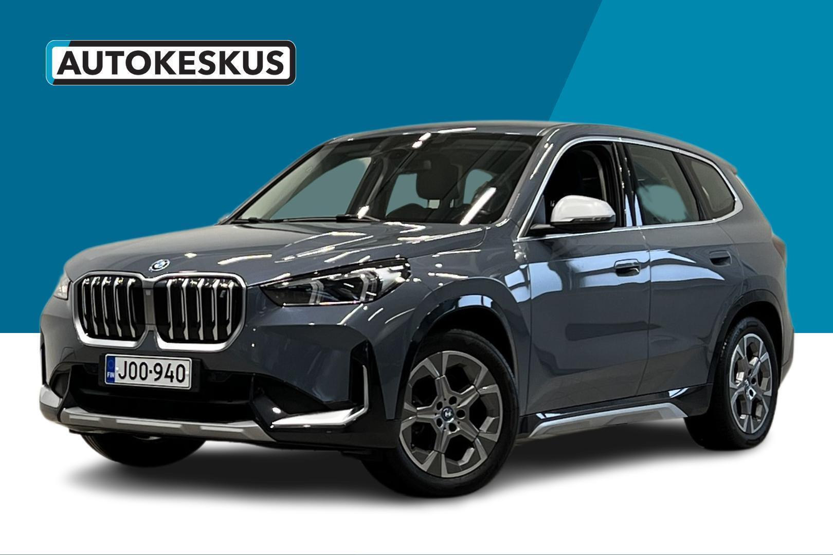 BMW iX1