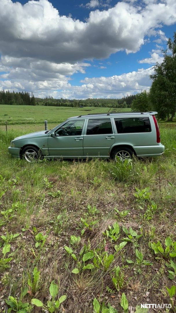 Volvo V70