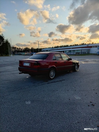 Mercedes-Benz C 1995, kuva 4/10