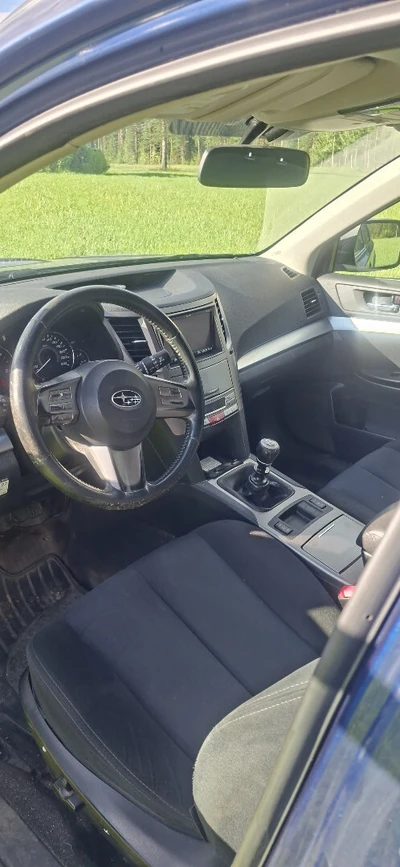 Subaru Outback 2,0 TD VA 6MT 2010, kuva 4/8