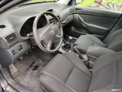 Toyota Avensis 2005, photo 5/13