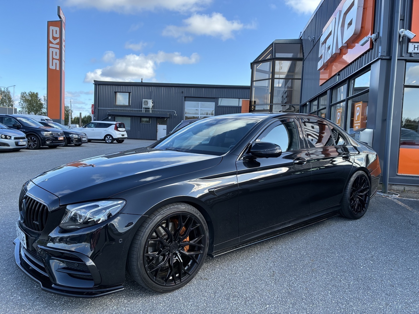 Mercedes-Benz E