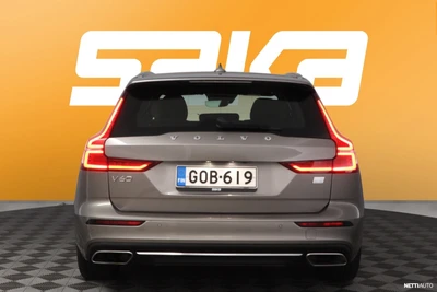 Volvo V60 2021, photo 7/47