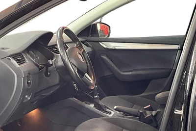 Skoda Octavia 1,4 TSI Style DSG Autom. 2016, kuva 3/4