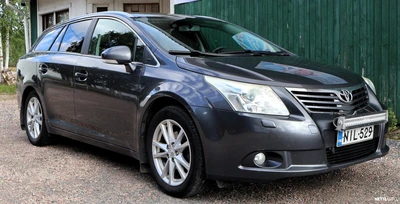 Toyota Avensis 2012, photo 4/16